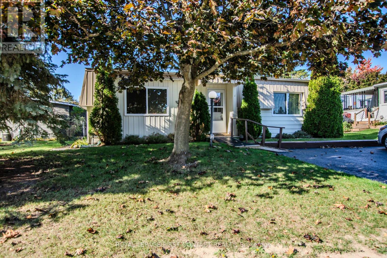2 Norris Arm, Innisfil, ON L9S 1N6