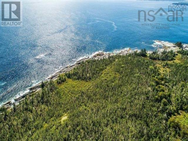 24 Herring Point Rd, Blandford, NS B0J 1T0