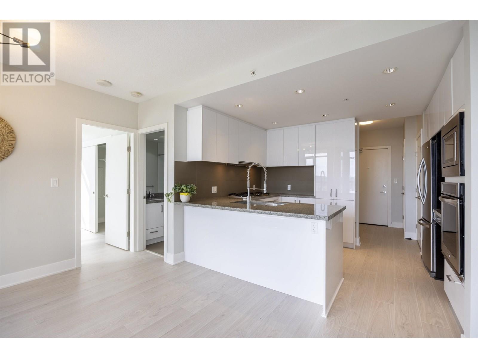 3008 Glen Drive Unit 1208, Coquitlam, BC V3B 0J5