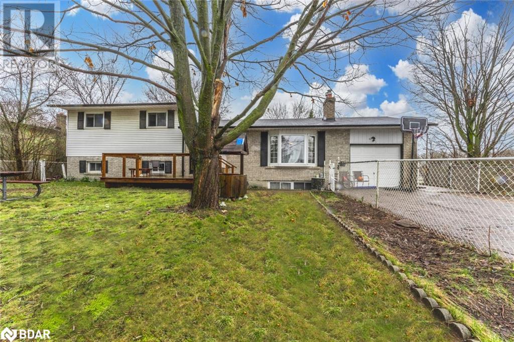 203 Phillips St, Barrie, ON L4N 3V2