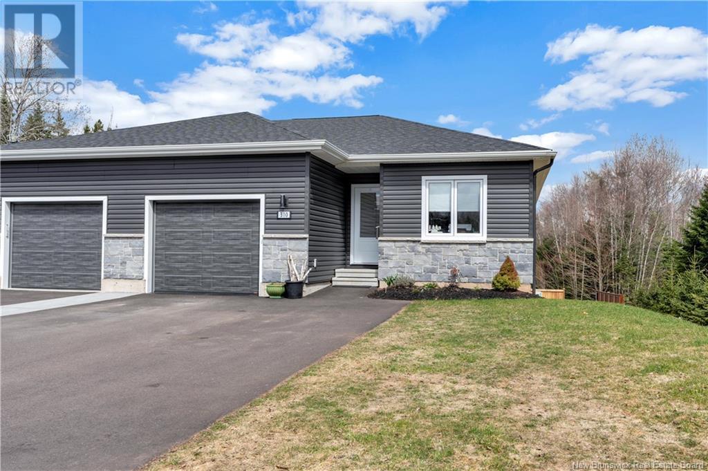 310 Damien, Dieppe, NB E1A 5V6