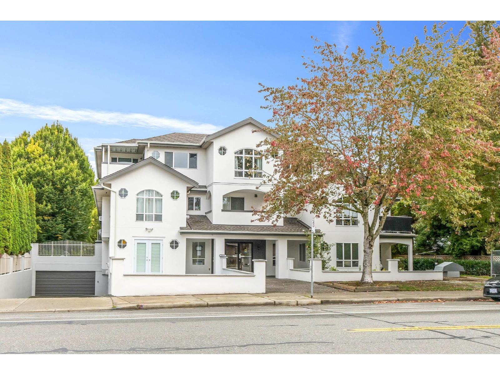 5909 177b Street Unit 205, Surrey, BC V3S 4J7