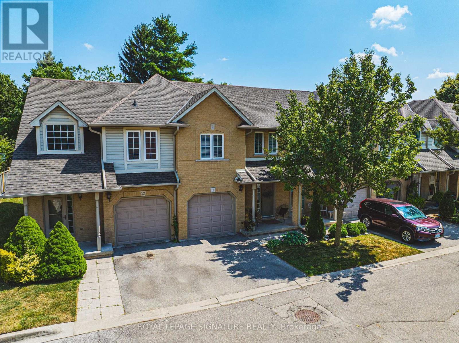11 819 Upper Paradise Rd, Hamilton, ON L9C 6N2