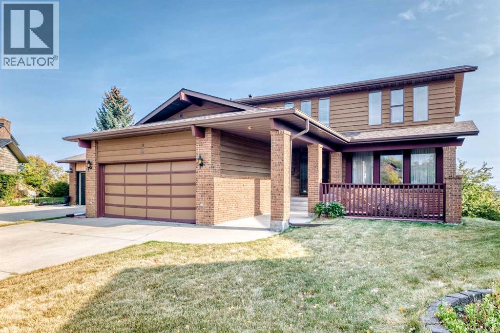 16 Edgeland Bay NW, Calgary, AB T3A 2Y7
