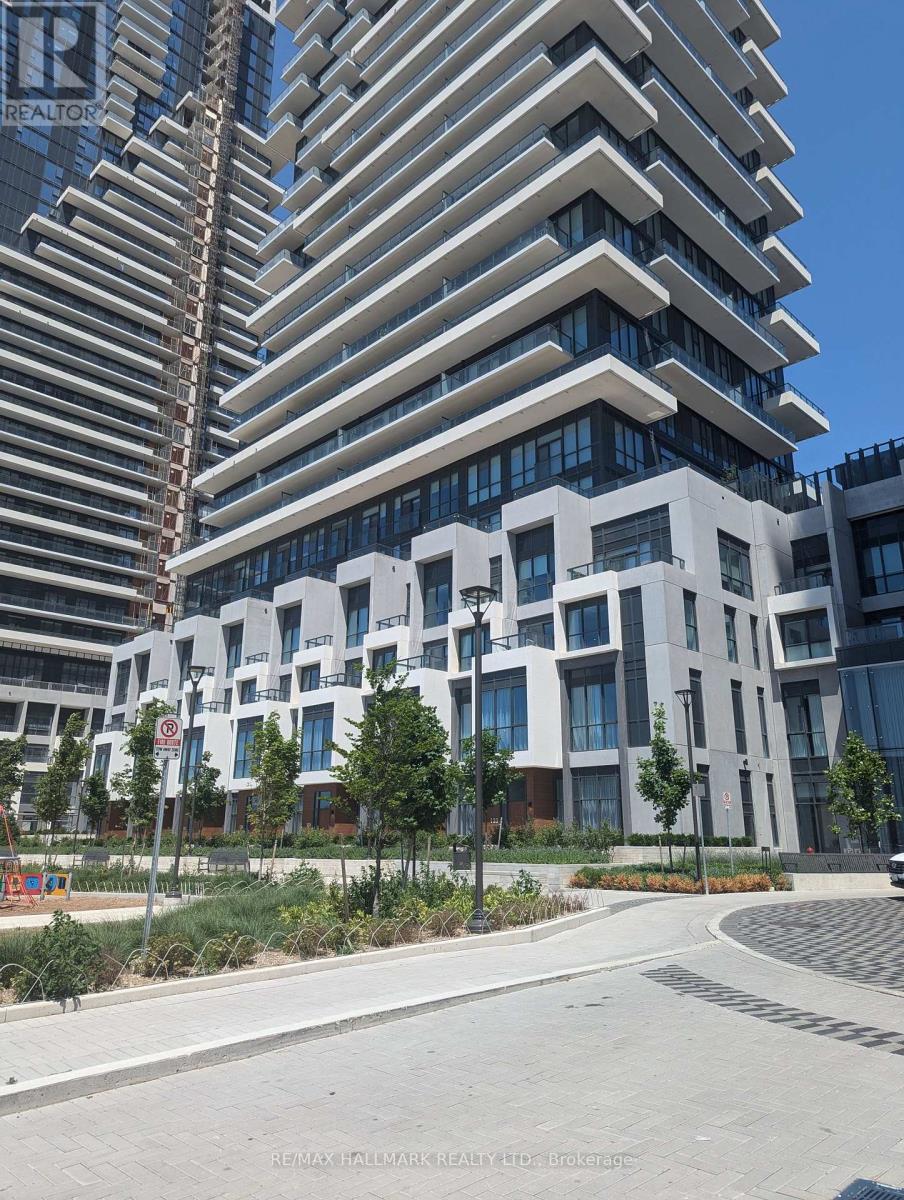 1037 20 Inn On The Park Dr, Toronto, ON M3C 0P8