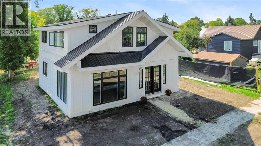 4105 Wallace St, Donalda, AB T0B 1H0
