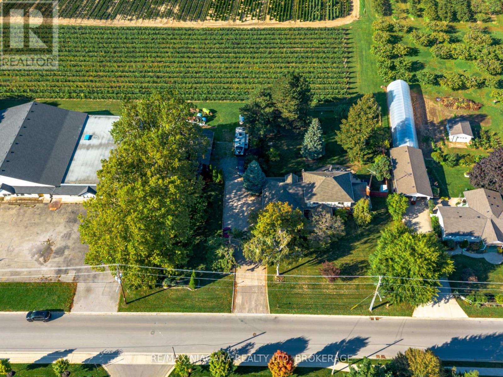 3349 Culp Rd, Lincoln, ON L0R 2E0
