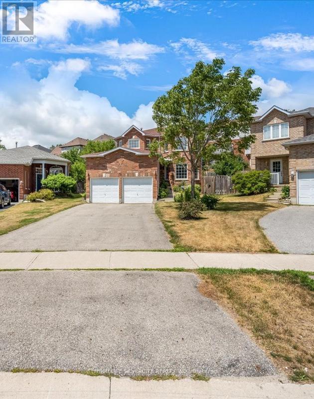 40 Bird St, Barrie Edgehill Drive, ON L4N 0X4