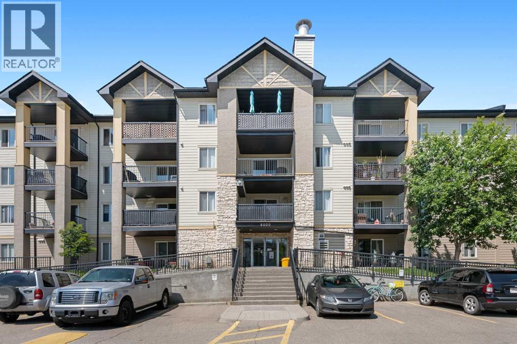 304 Mackenzie Way Sw Unit 8225, Airdrie, AB T4B 3H8
