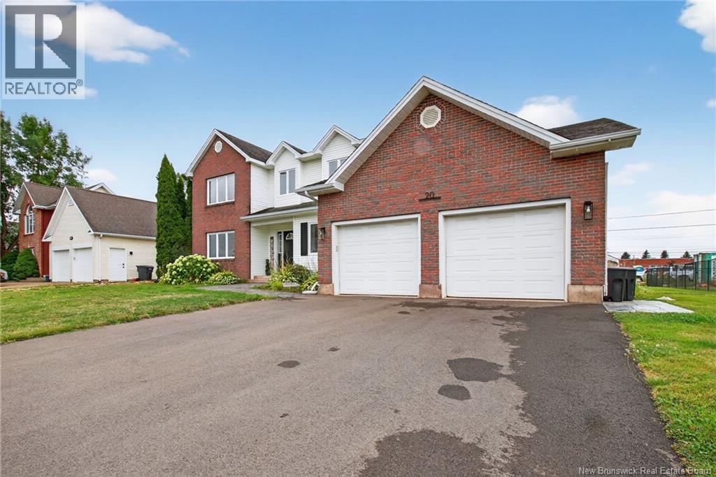 20 Vanessa Ct, Riverview, NB E1B 4W7