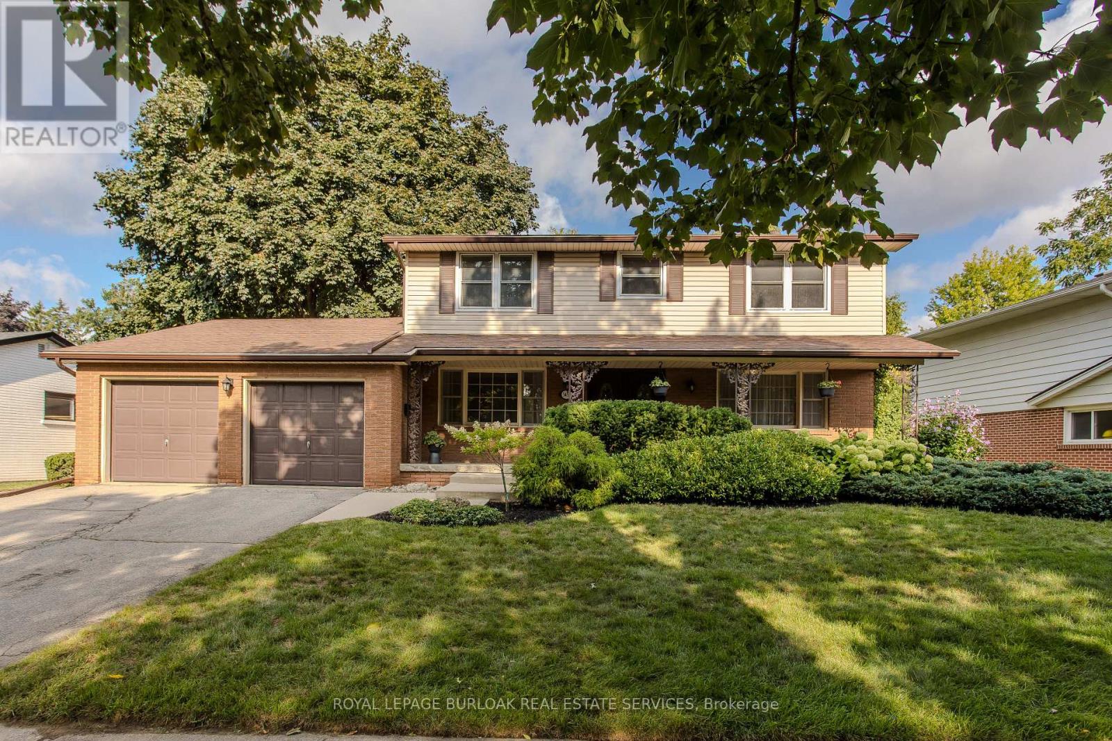 3457 Spruce Ave, Burlington, ON L7N 1K2