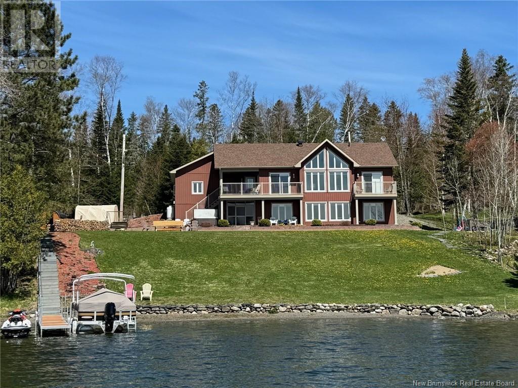 404 De Lglise Rd, Lac Baker, NB E7A 1L4