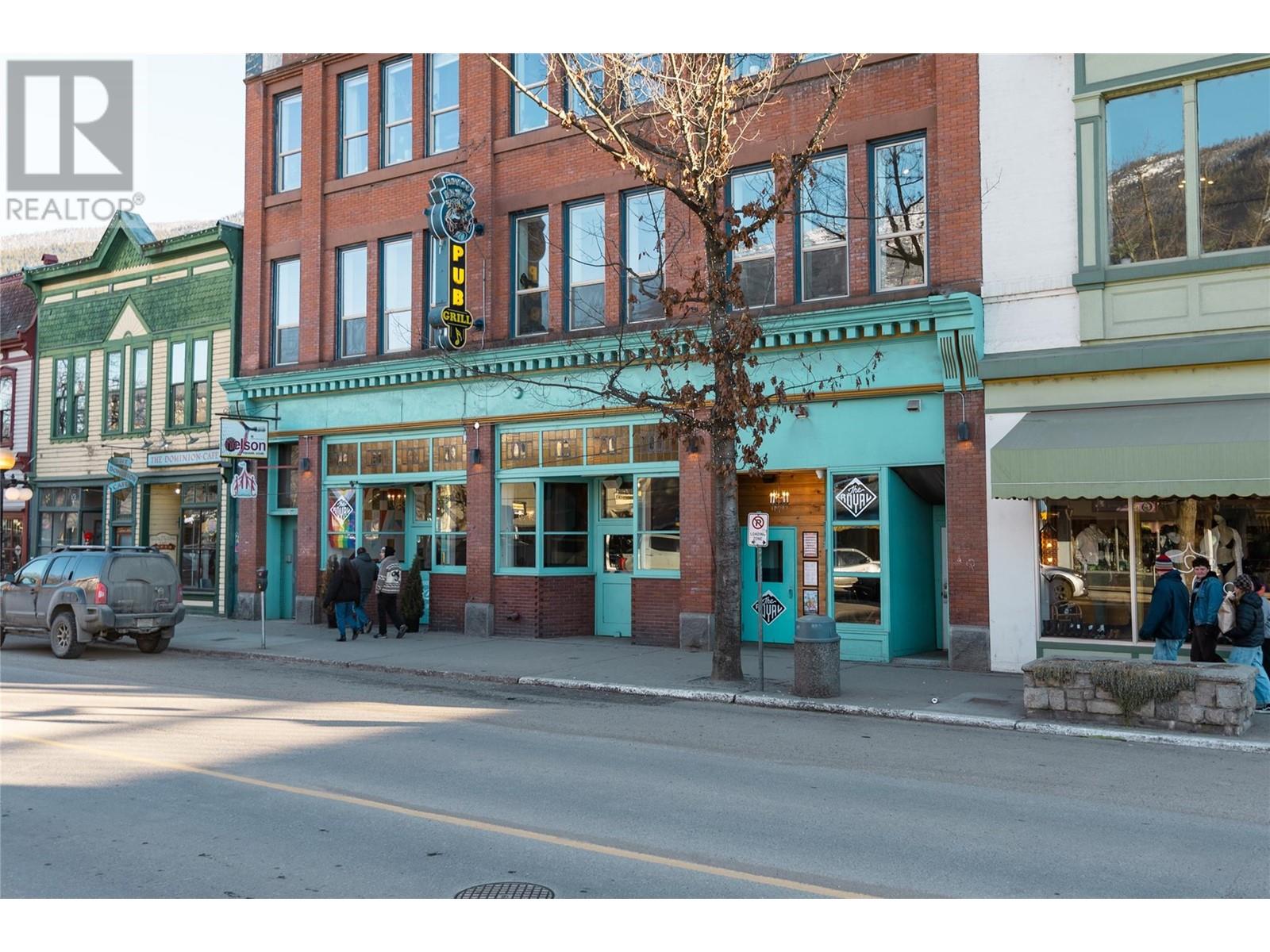330 Baker St St, Nelson, BC V1L 4H5