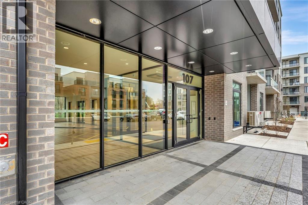 107 Roger Street Unit 101, Waterloo, ON N2J 0G3