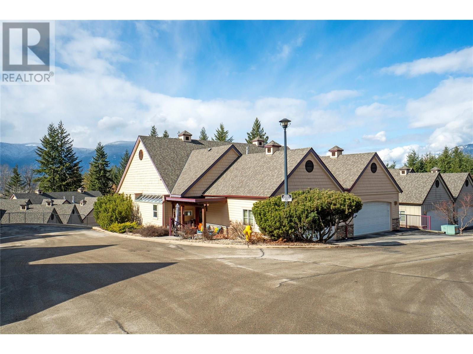 441 20 Street Ne Unit 5, Salmon Arm, BC V1E 1H4