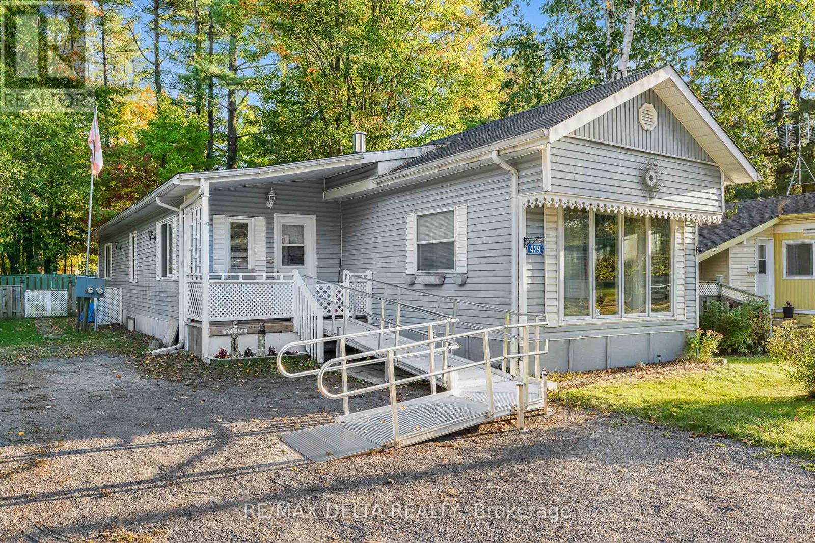 429 8250 County Rd 17 S, Clarence-Rockland, ON K4K 1K7