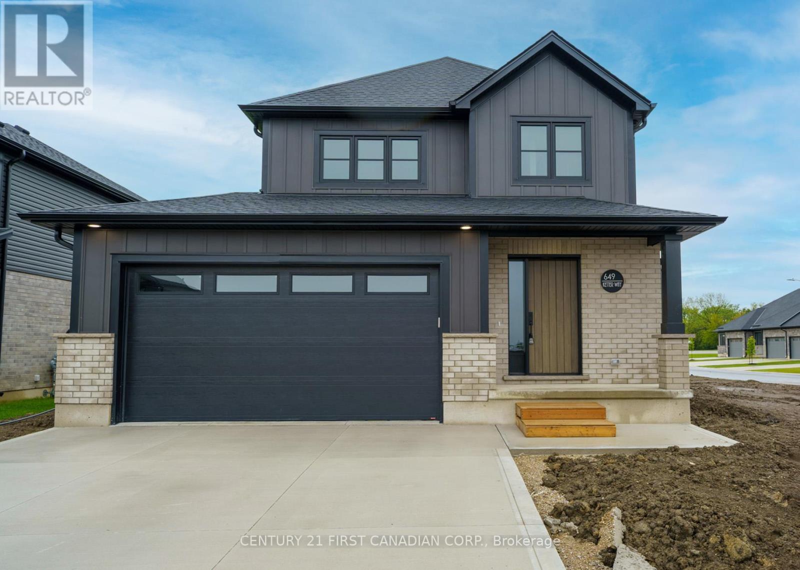 27 Postma Cres, North Middlesex, ON N0M 1A0