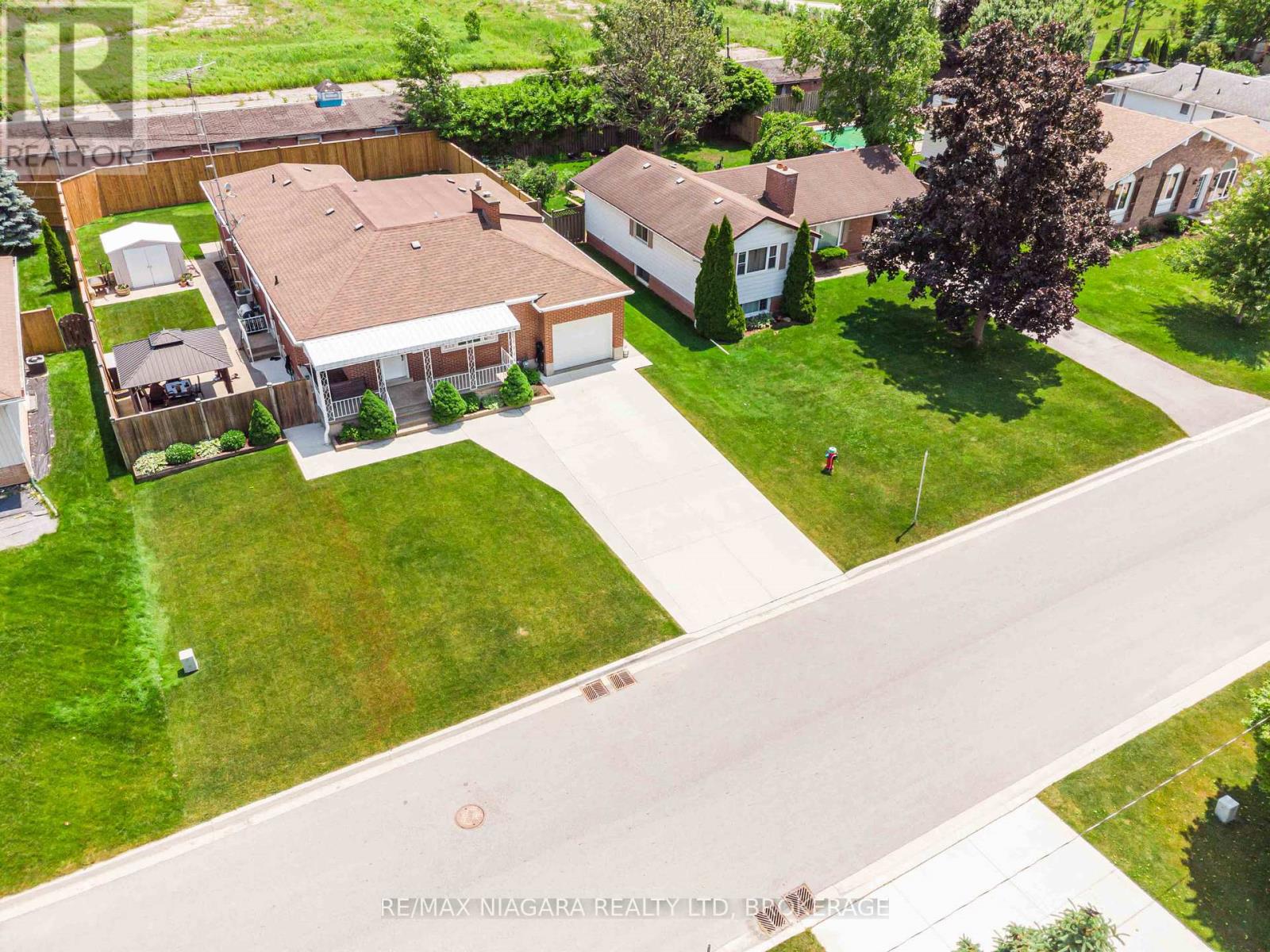 3560 Rapids View Dr, Niagara Falls, ON L2G 6C4