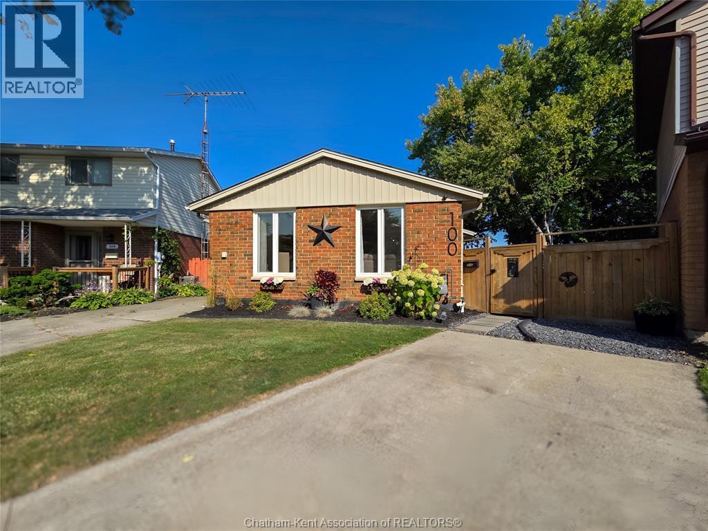 100 Copperfield Cres, Chatham-Kent, ON N7M 5X6