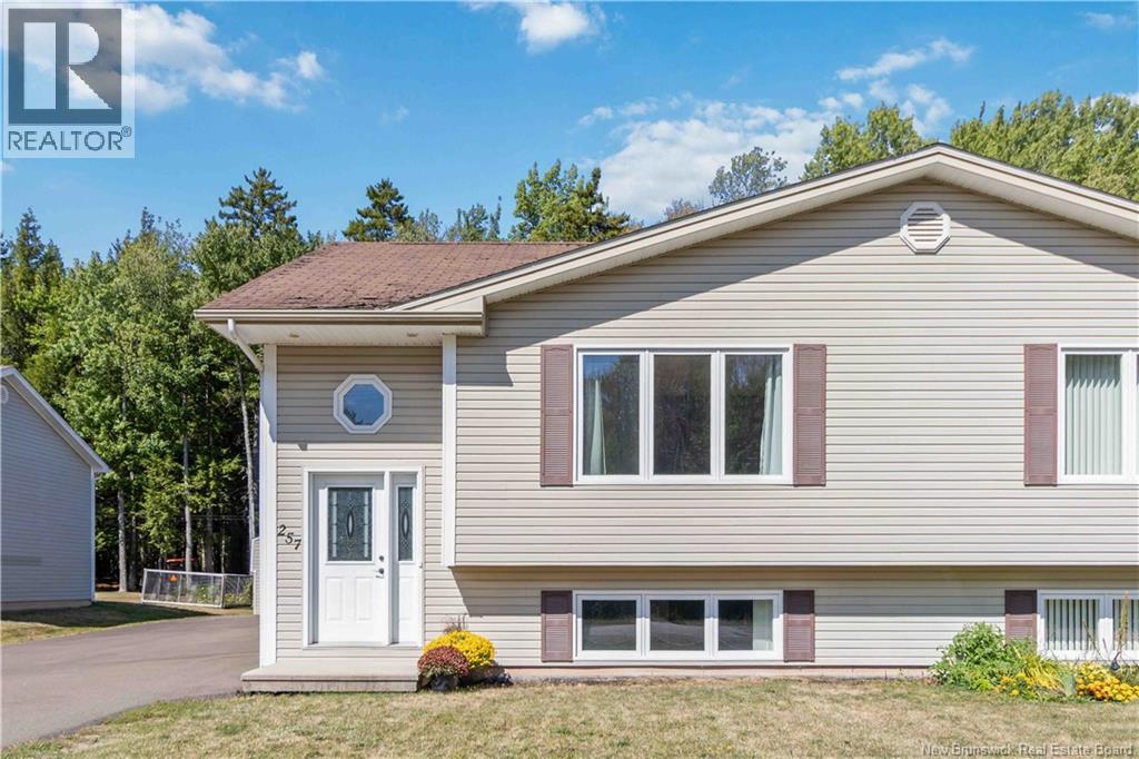 257 Charles Lutes Rd, Moncton, NB E1G 2R8