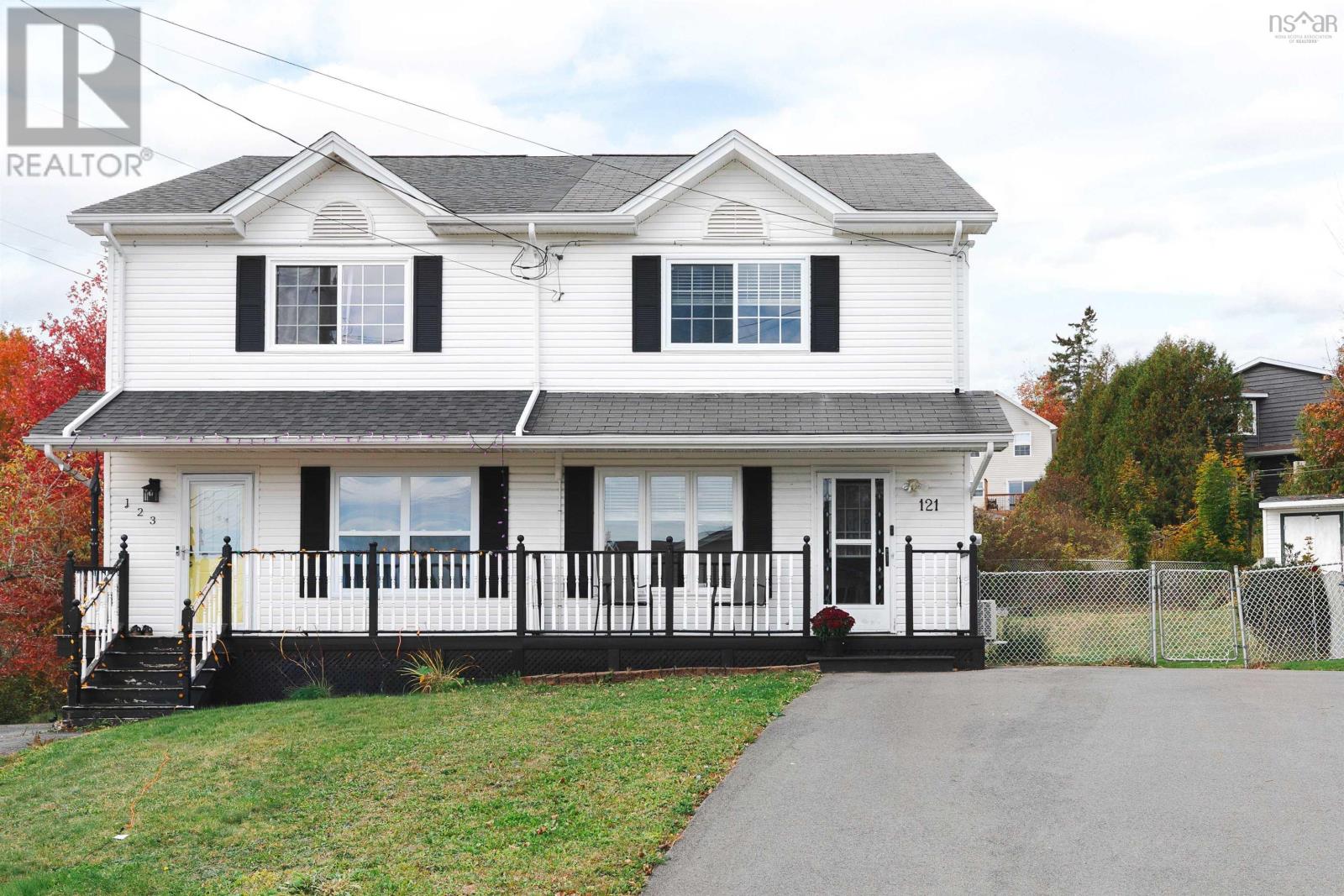 121 Lumberman Dr, Middle Sackville, NS B4E 2W1