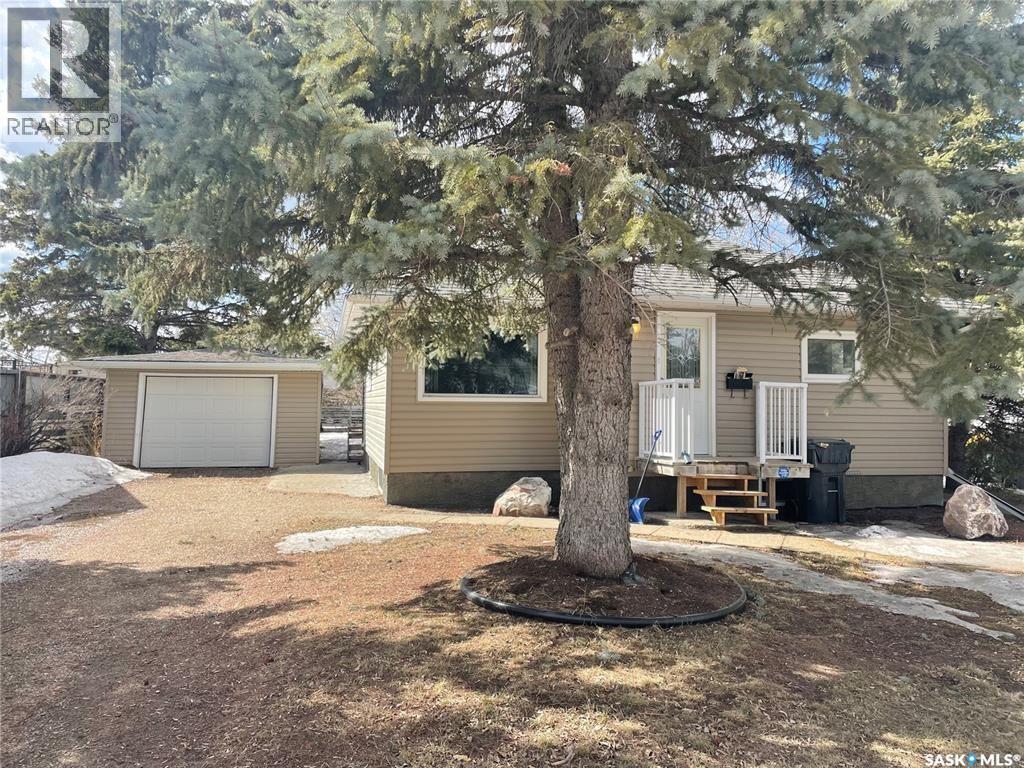 224 Second Avenue South, Yorkton, SK S3N 1H9