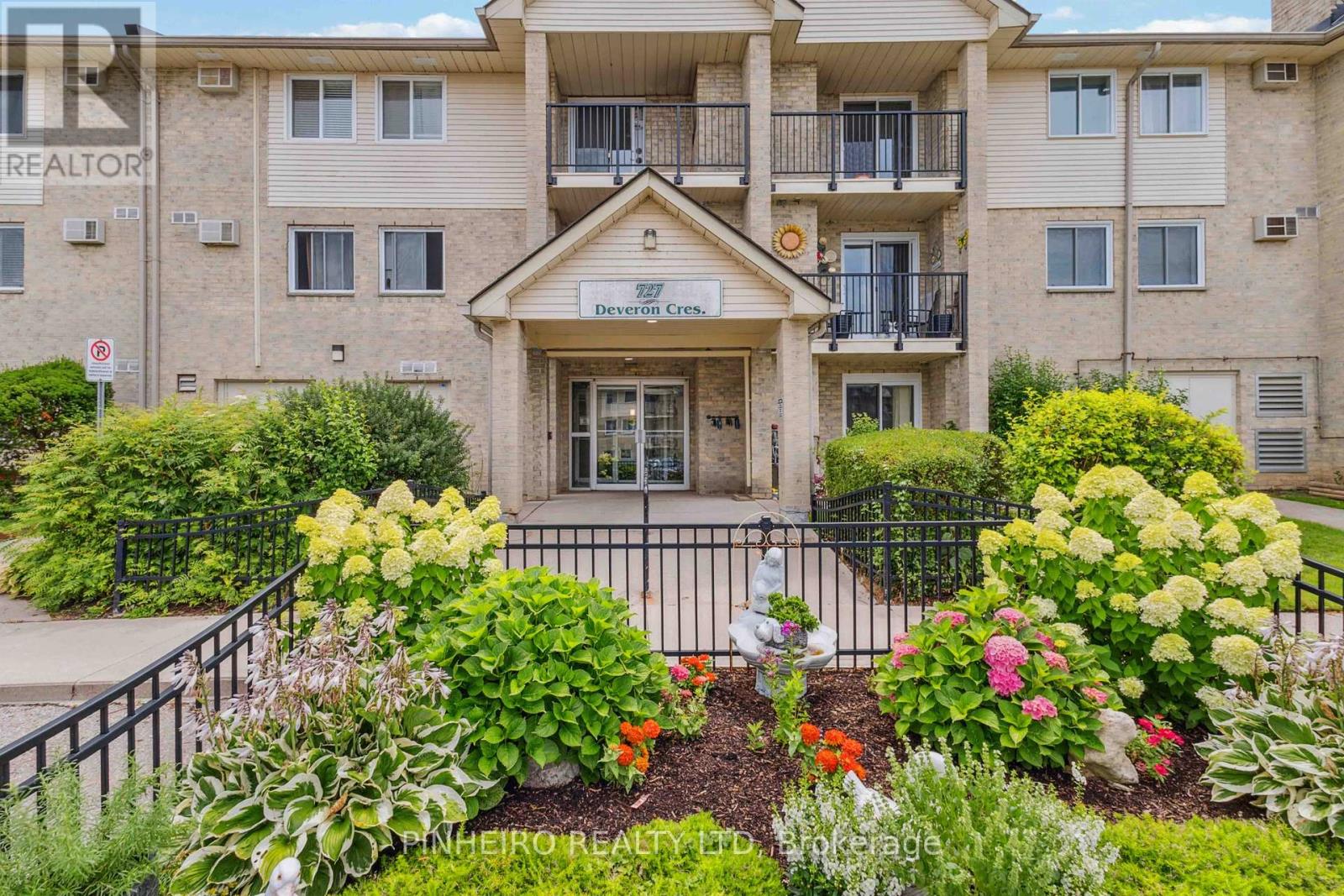 309 727 Deveron Cres, London, ON N5Z 4X4