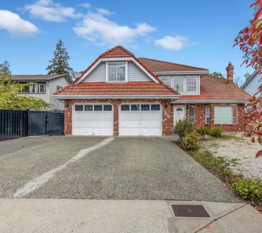 69 Avenue Unit 12425 #a, Surrey, BC V3W 0L8