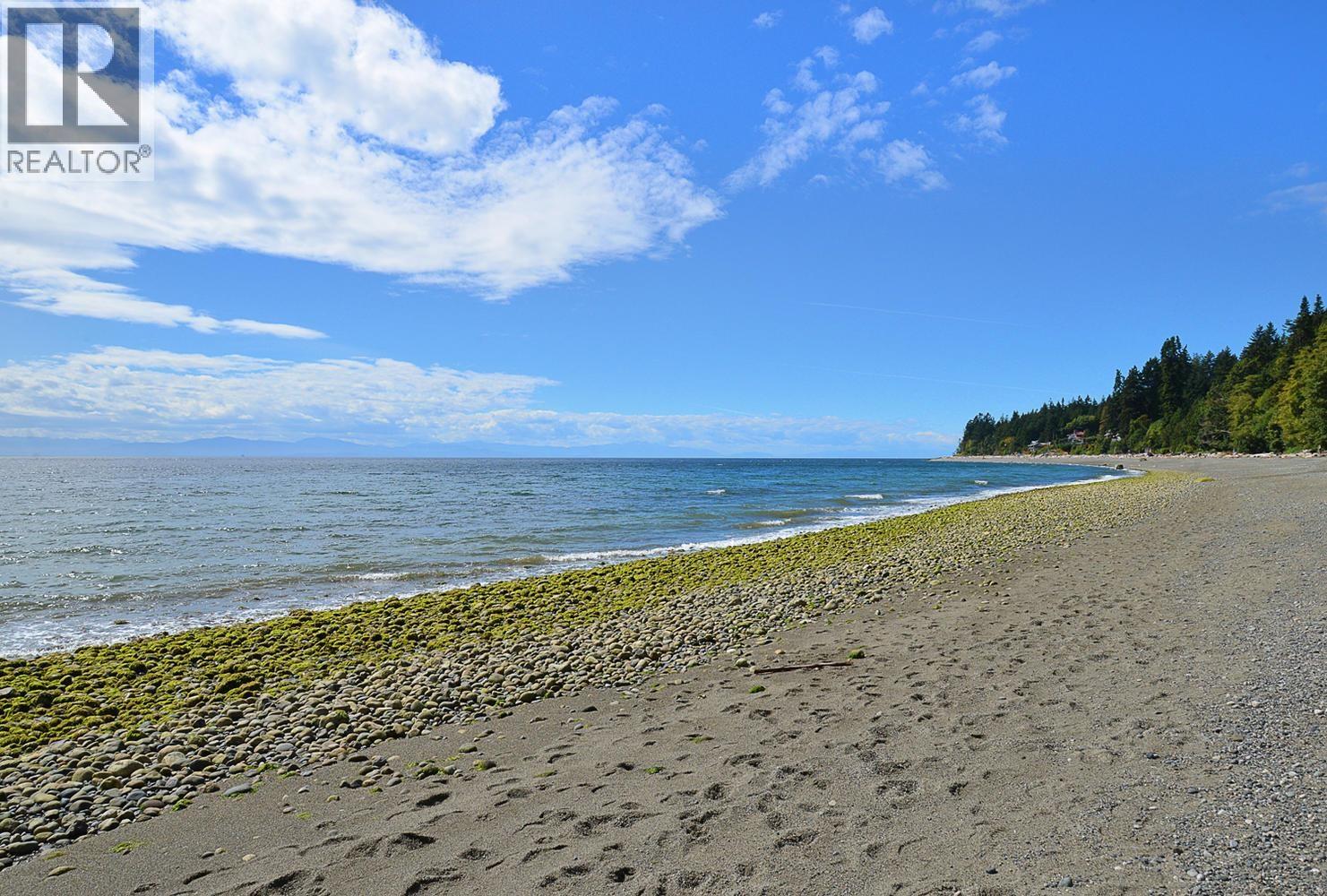 1590 Ocean Beach Esplanade, Gibsons, BC V0N 1V5