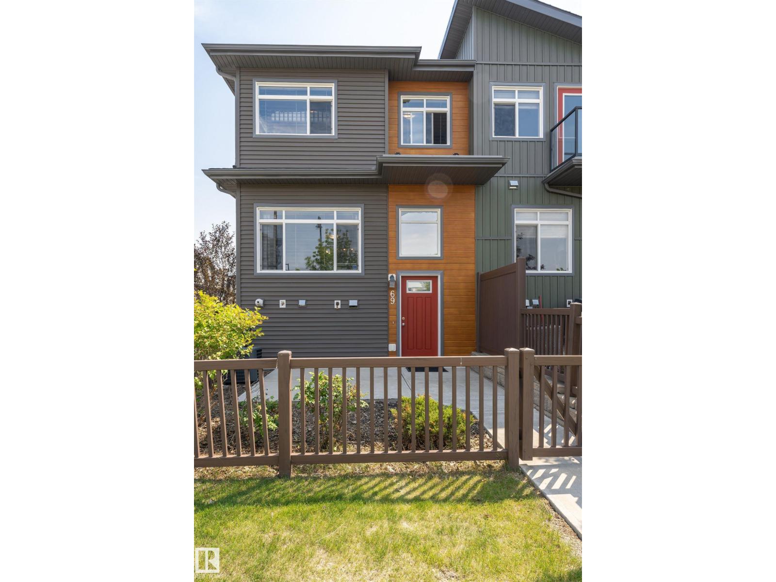 7503 Getty Ga NW, Edmonton, AB T5T 4S8