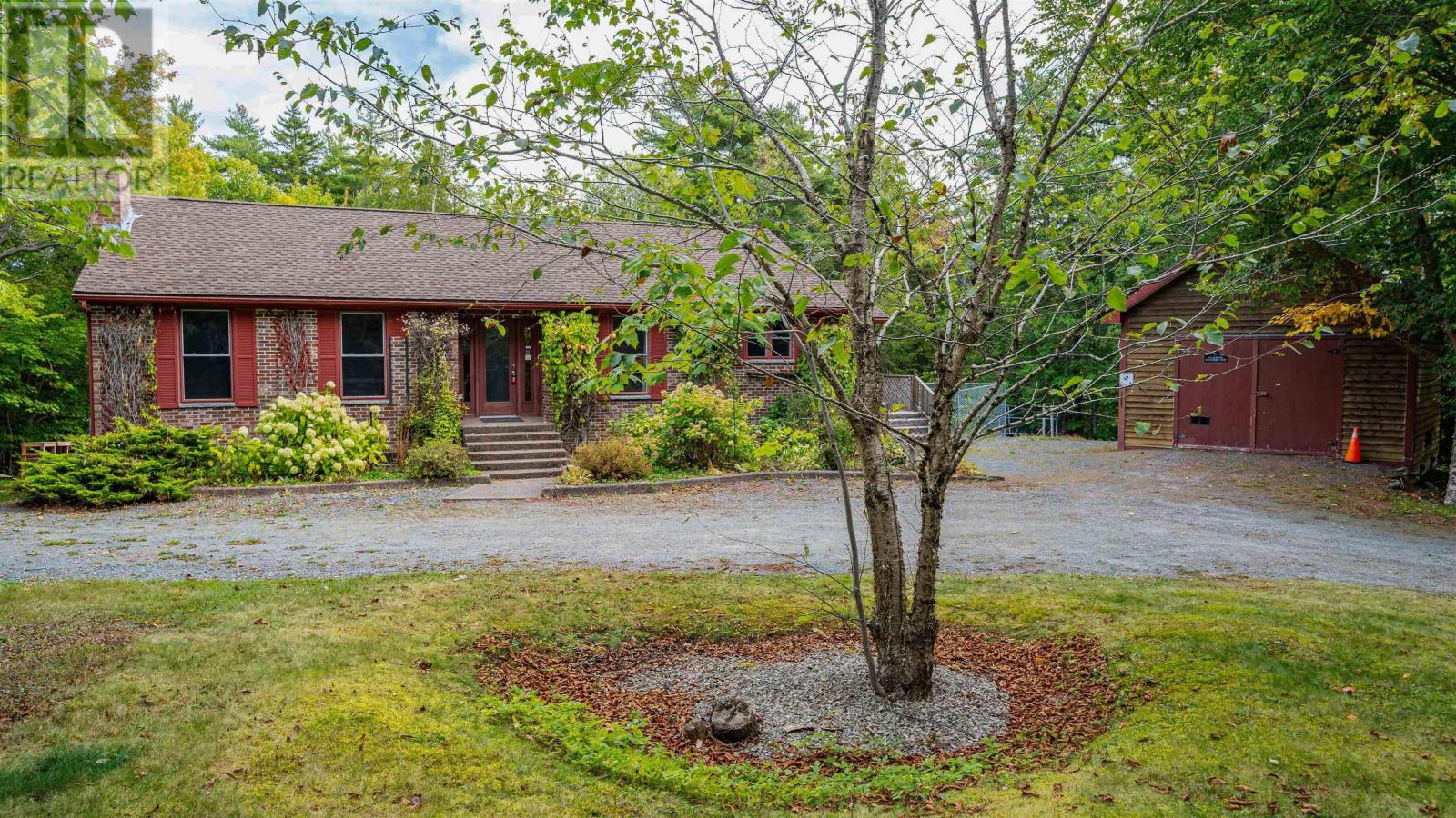 18 Reindeer Dr, Upper Sackville, NS B4E 3C1