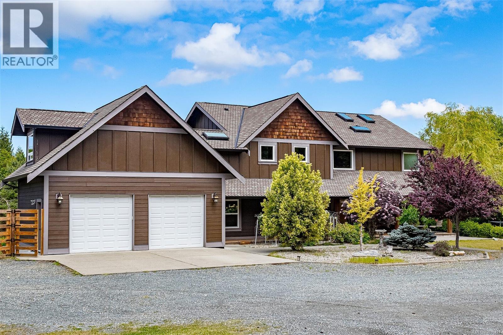 1655 Wyatts Way, Qualicum Beach, BC V9K 2S3