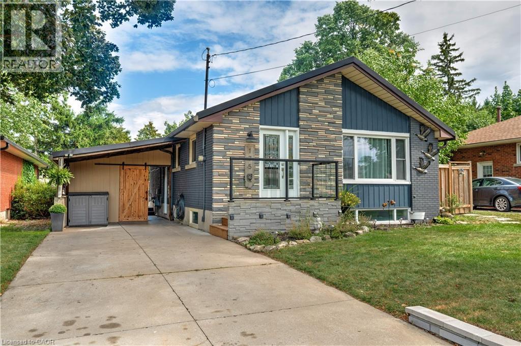 175 Kings Forest Dr, Hamilton, ON L8T 4K2