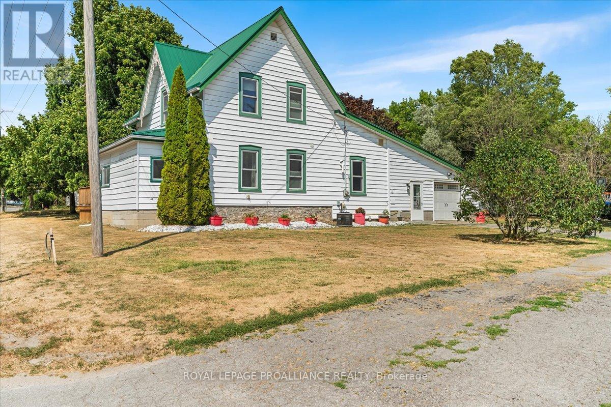 1436 County Road 15, Prince Edward County Sophiasburg Ward, ON K0K 2T0