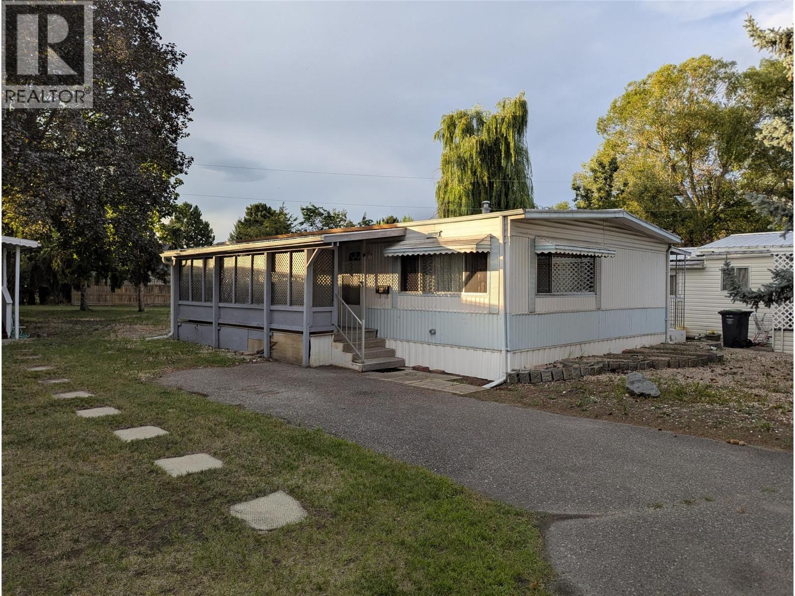 3535 Casorso Road Unit 40, Kelowna, BC V1W 3E1