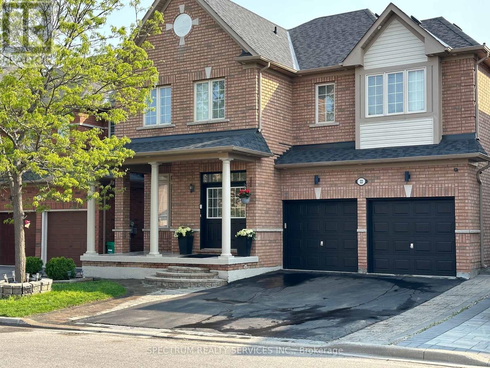 22 Ungava Bay Rd, Brampton Sandringham-wellington, ON L6R 3M5