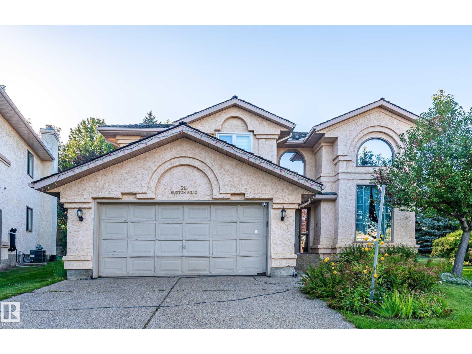 316 Burton Rd NW, Edmonton, AB T6R 2G7
