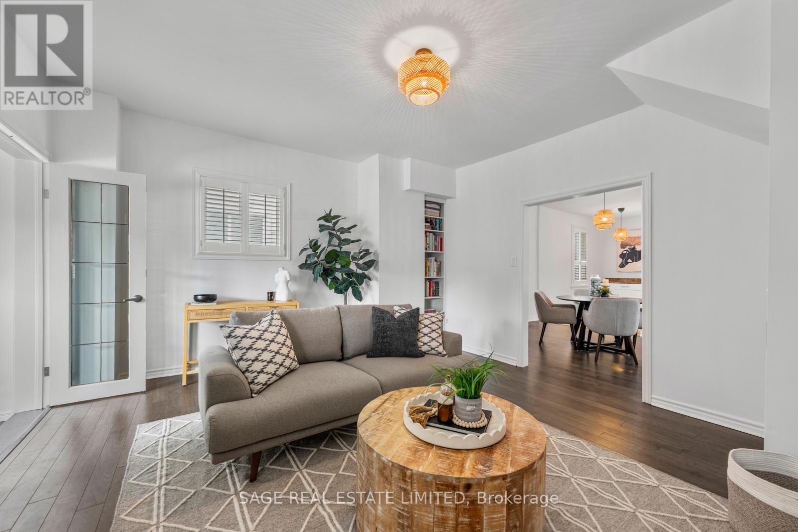 79 Pitt Ave, Toronto, ON M1L 2R5