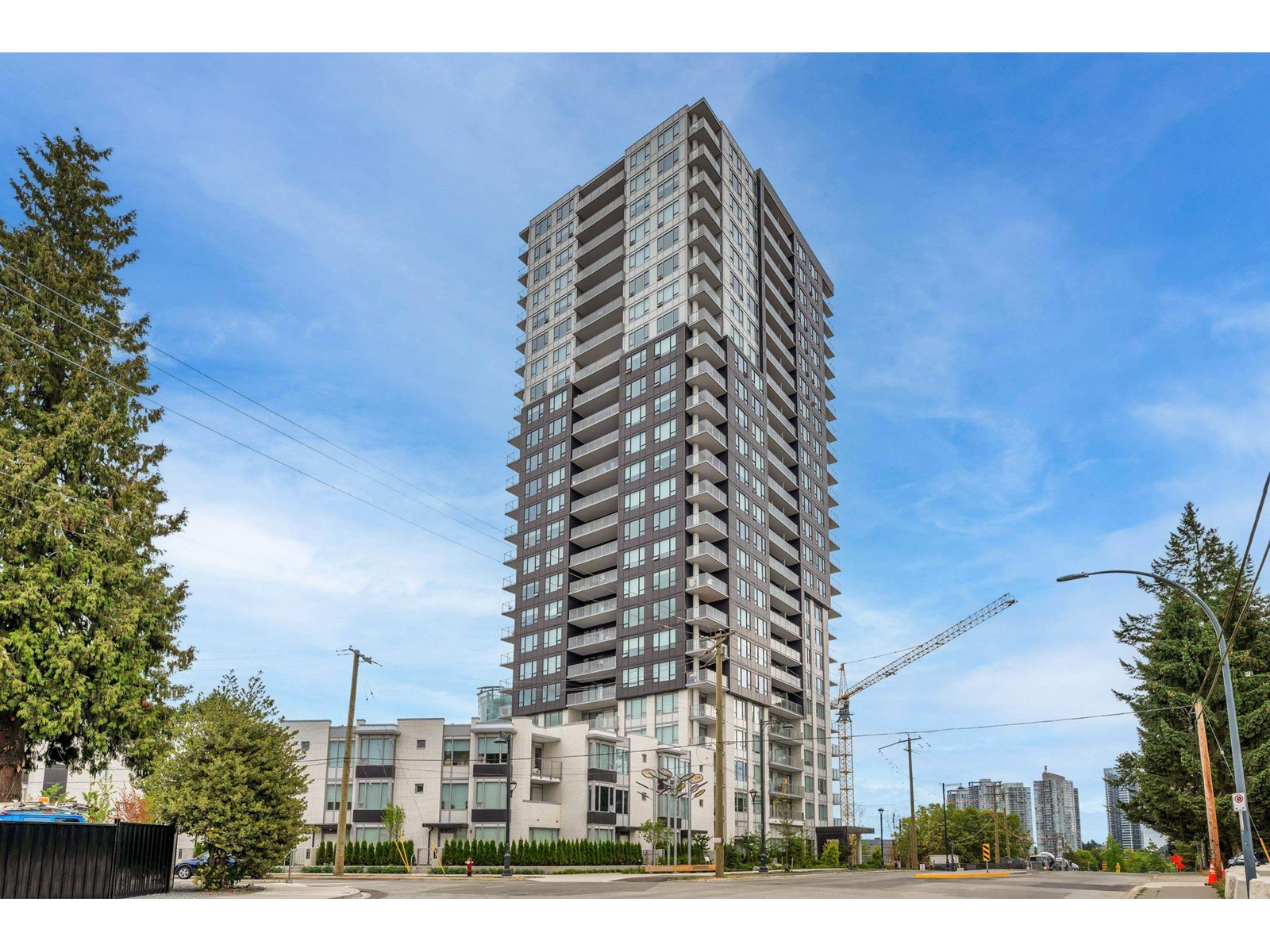 13359 Old Yale Road Unit 202, Surrey, BC V3T 0S4