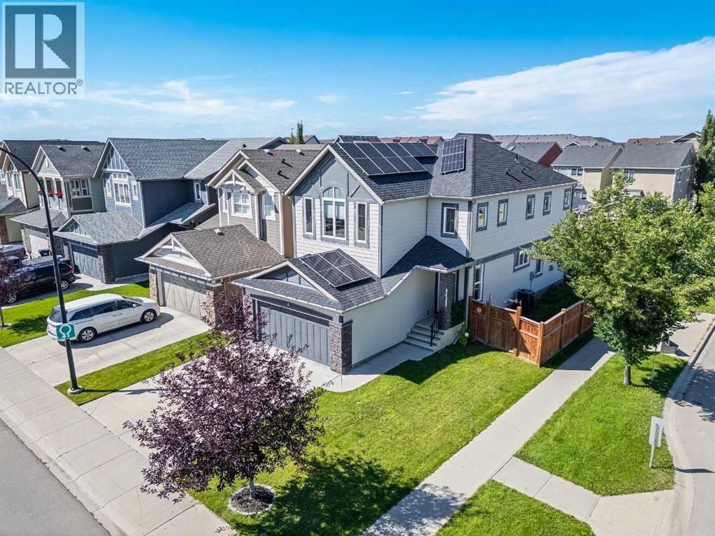 4 Legacy Ct SE, Calgary, AB T2X 2E6