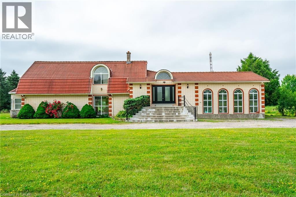 1751 Kirkwall Rd, Hamilton, ON N1R 5S7
