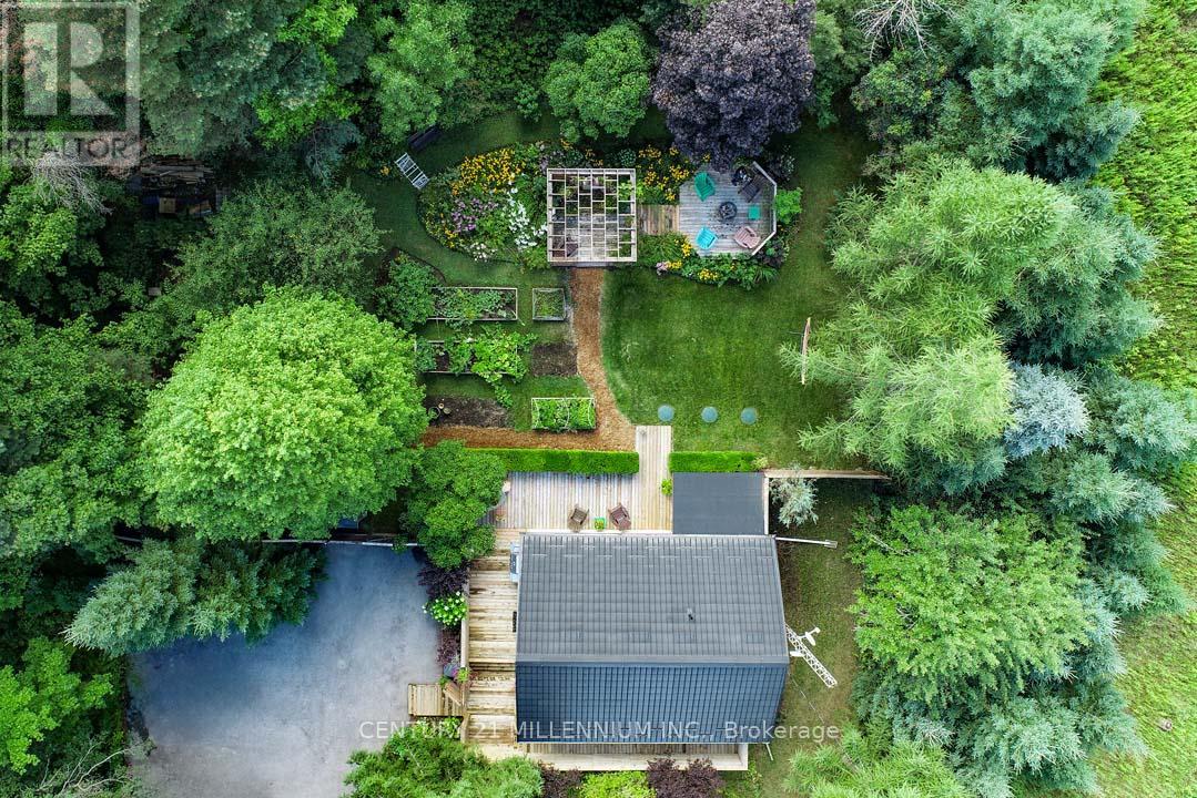 707 Charleston Side Rd, Caledon, ON L7K 0S1