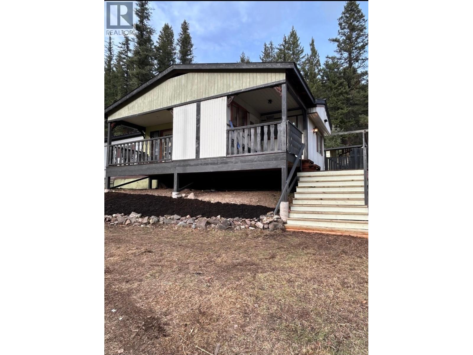 2150 Commodore Cres, Williams Lake, BC V2G 5C9