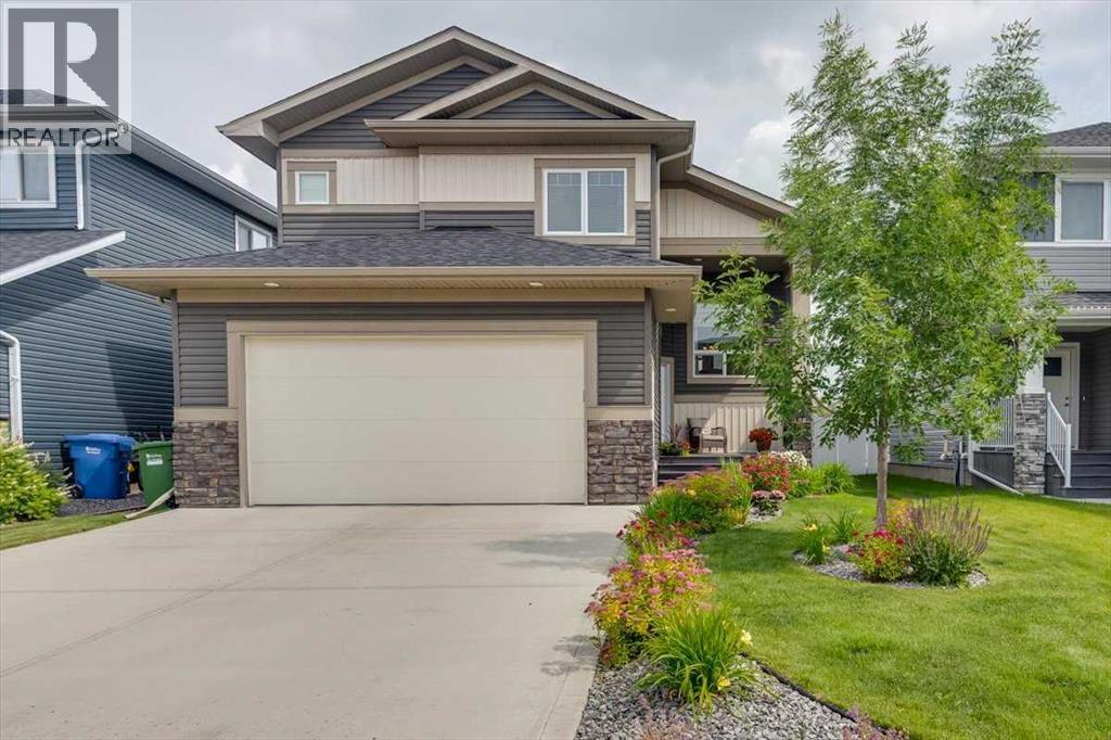 73 Longmire Close, Red Deer, AB T4R 0T1