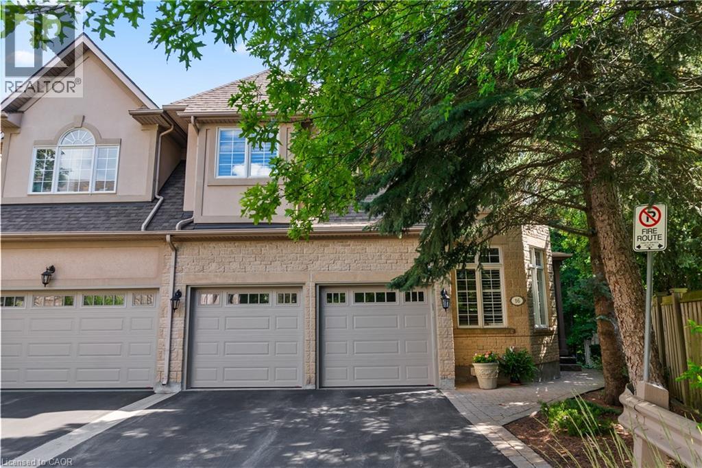 2303 Hill Ridge Court Unit 16, Oakville, ON L6M 3N3