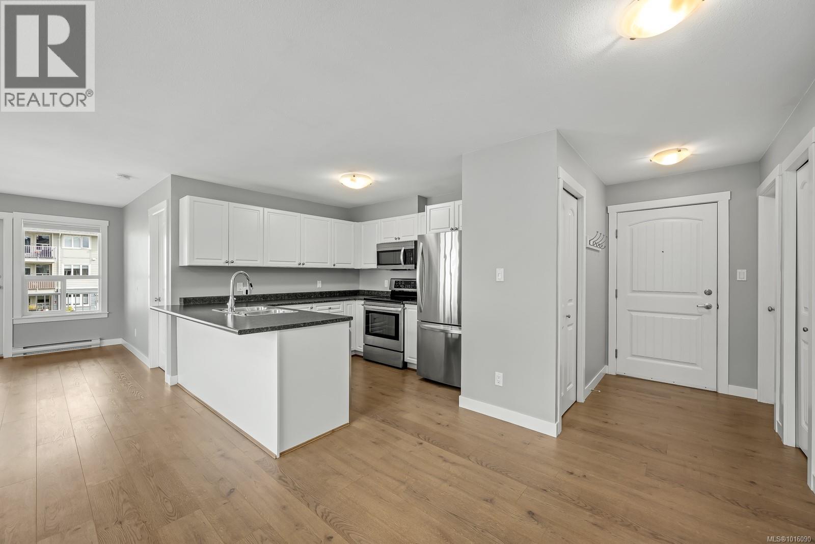 119 20th St Unit 24 St, Courtenay, BC V9N 8B1
