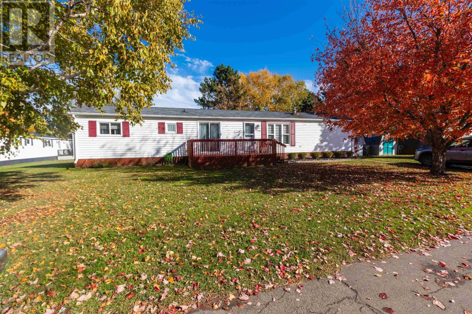 114 Mariner Dr, Charlottetown, PE C1C 1M2