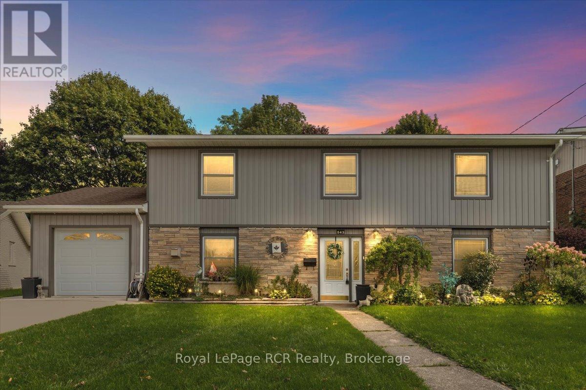 543 19th Avenue, Hanover, ON N4N 3G4