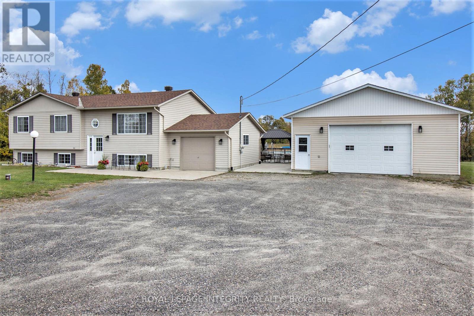 699 Ferguson Falls Rd, Lanark Highlands, ON K7C 0C5