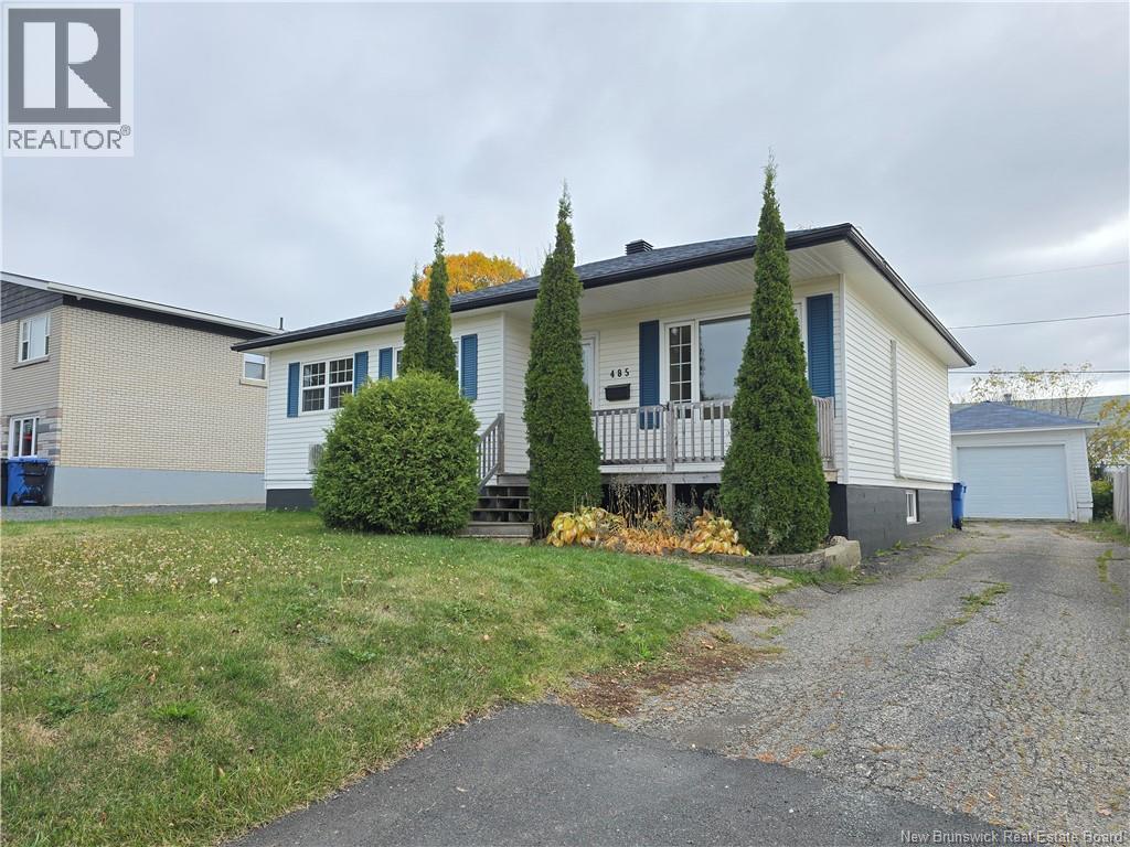 485 Varrily, Bathurst, NB E2A 2P2